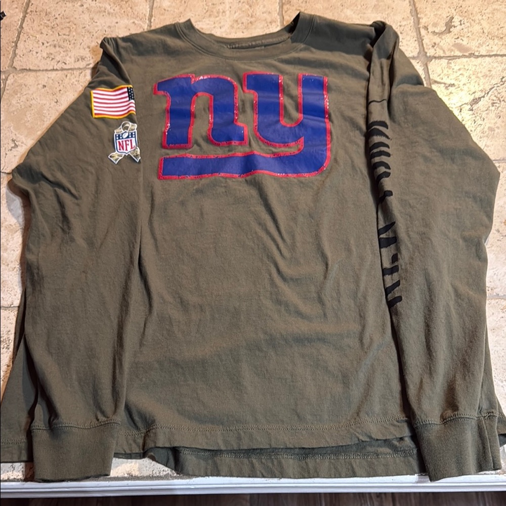 Nike Green Crewneck Sweater for Casual Comfort